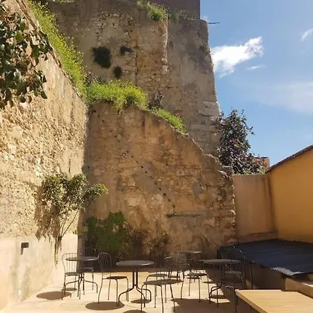4ºe 24 De Julho Terrace * Lisbon